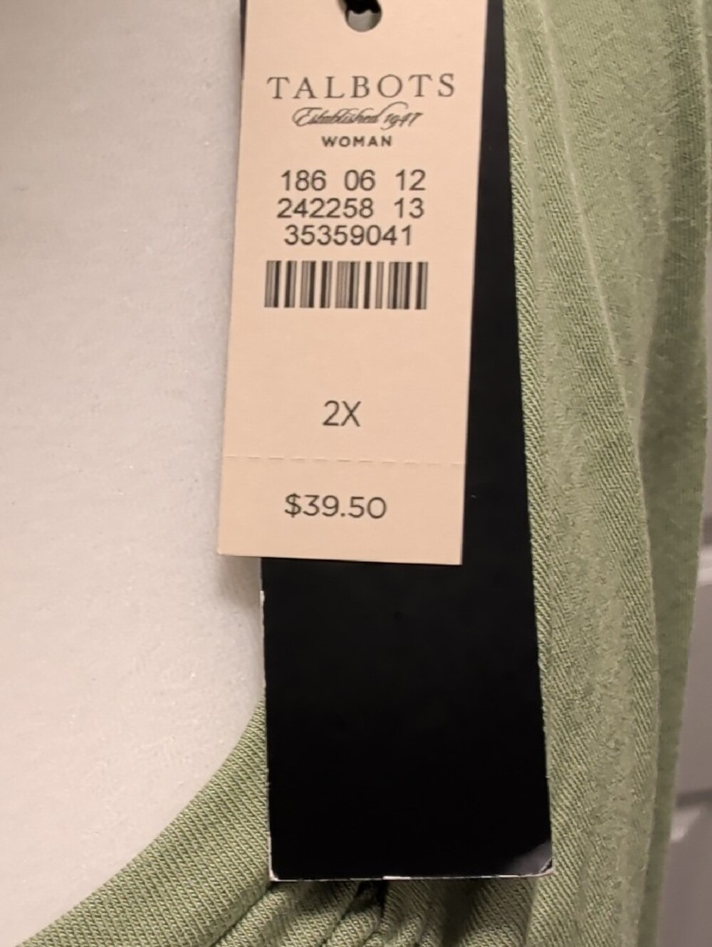 Talbots NWT $39.50 Sage Green Sleeveless Ruched Tank Top - Picture 3 of 4
